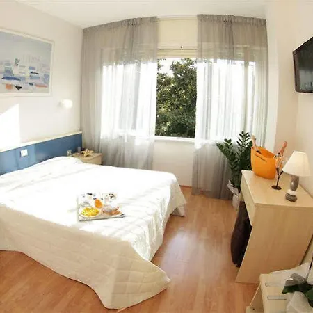 Relais Mediterraneum Alojamento de Acomodação e Pequeno-almoço *
